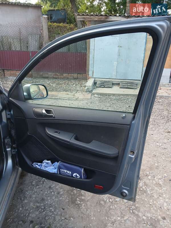 Універсал Skoda Fabia 2004 в Тернополі фото 4 Універсал Skoda Fabia 2004 в Тернополі