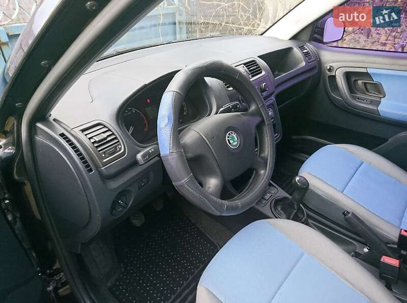 Хэтчбек Skoda Fabia 2008 в Миргороде