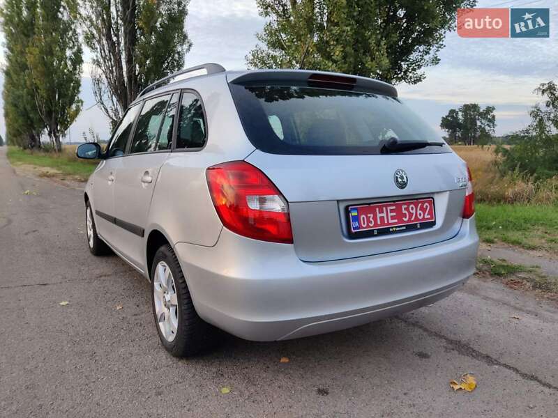 Универсал Skoda Fabia 2010 в Барышевке