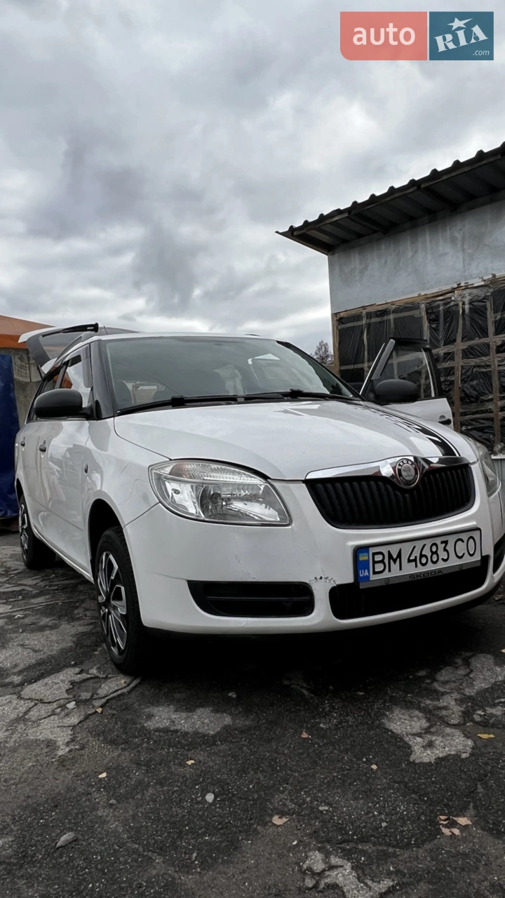 2010 Skoda Fabia - мініатюра 19