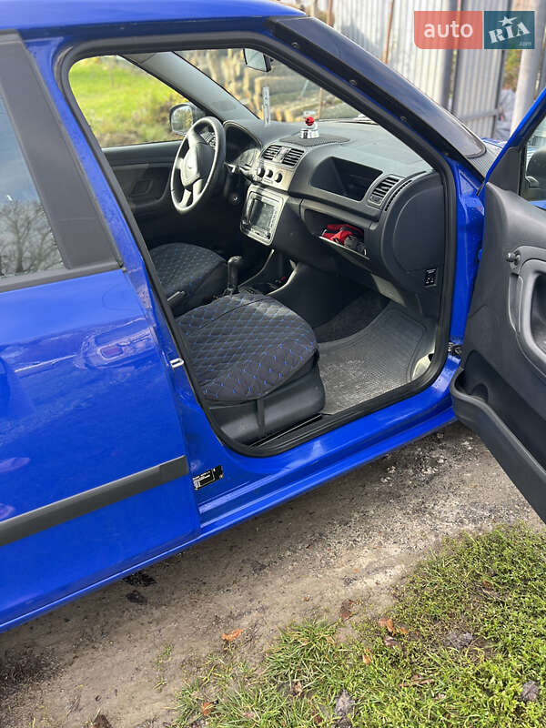 Хэтчбек Skoda Fabia 2010 в Каменец-Подольском