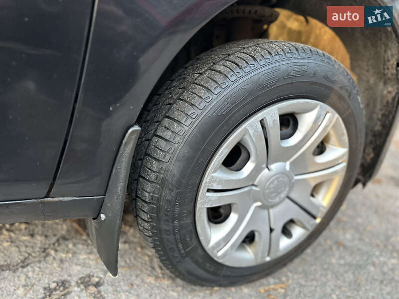 Хэтчбек Skoda Fabia 2007 в Харькове