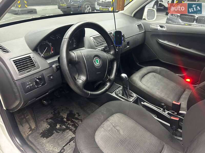 Универсал Skoda Fabia 2007 в Черновцах