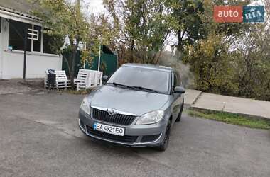 Хетчбек Skoda Fabia 2013 в Кропивницькому