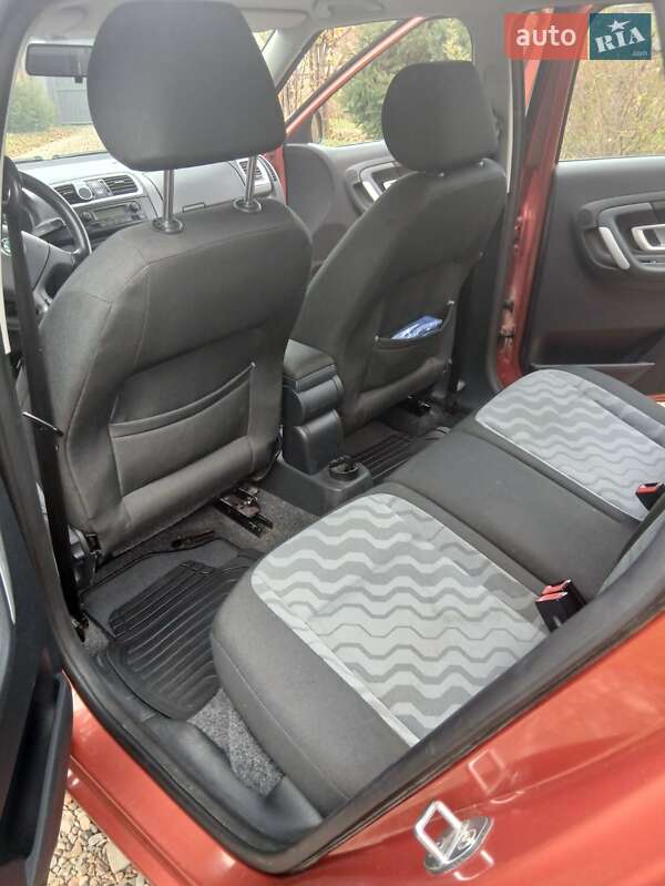 Універсал Skoda Fabia 2008 в Стрию фото 17 Універсал Skoda Fabia 2008 в Стрию