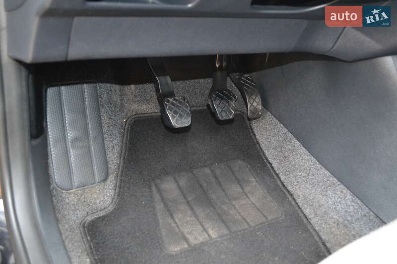 Хэтчбек Skoda Fabia 2008 в Киеве