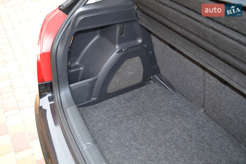 Хэтчбек Skoda Fabia 2008 в Киеве