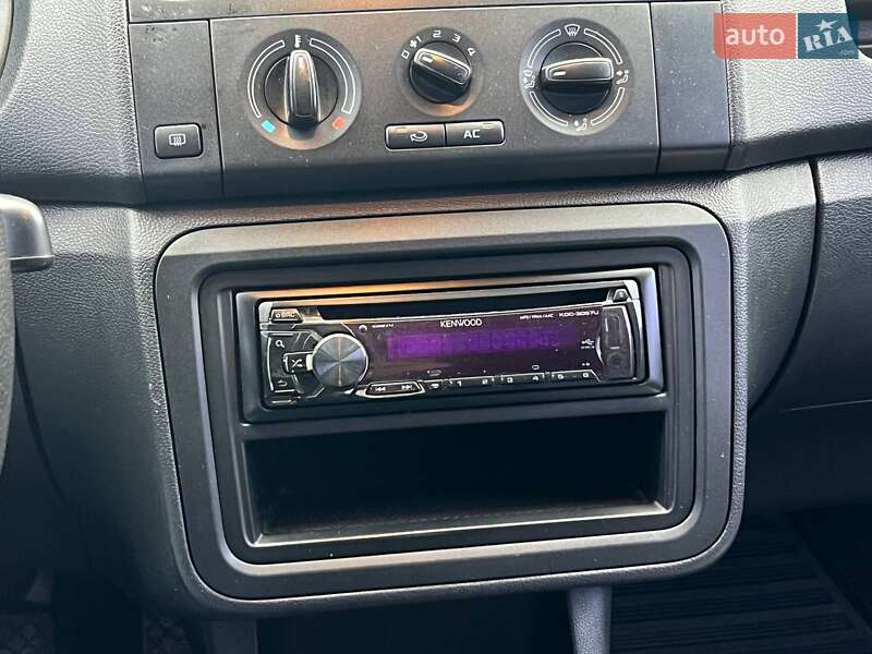Хэтчбек Skoda Fabia 2013 в Киеве фото 17 Хэтчбек Skoda Fabia 2013 в Киеве