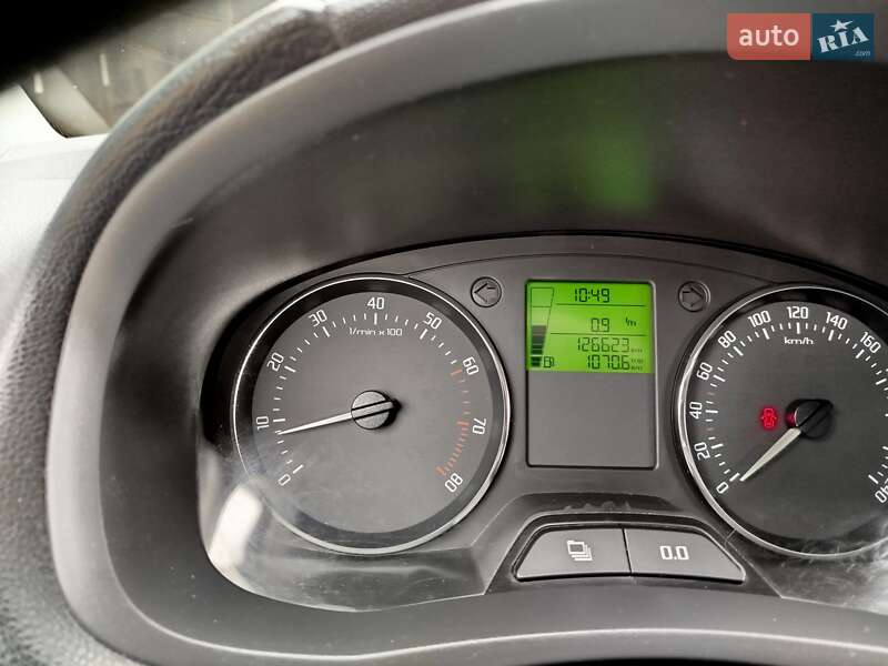 Хэтчбек Skoda Fabia 2012 в Одессе фото 15 Хэтчбек Skoda Fabia 2012 в Одессе