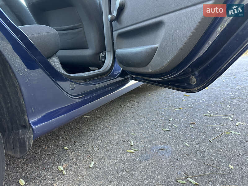 Универсал Skoda Fabia 2004 в Шостке