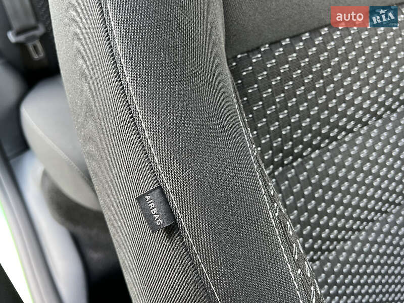 Хетчбек Skoda Fabia 2011 в Луцьку фото 101 Хетчбек Skoda Fabia 2011 в Луцьку