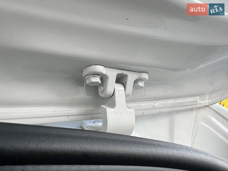 Хетчбек Skoda Fabia 2011 в Луцьку фото 131 Хетчбек Skoda Fabia 2011 в Луцьку