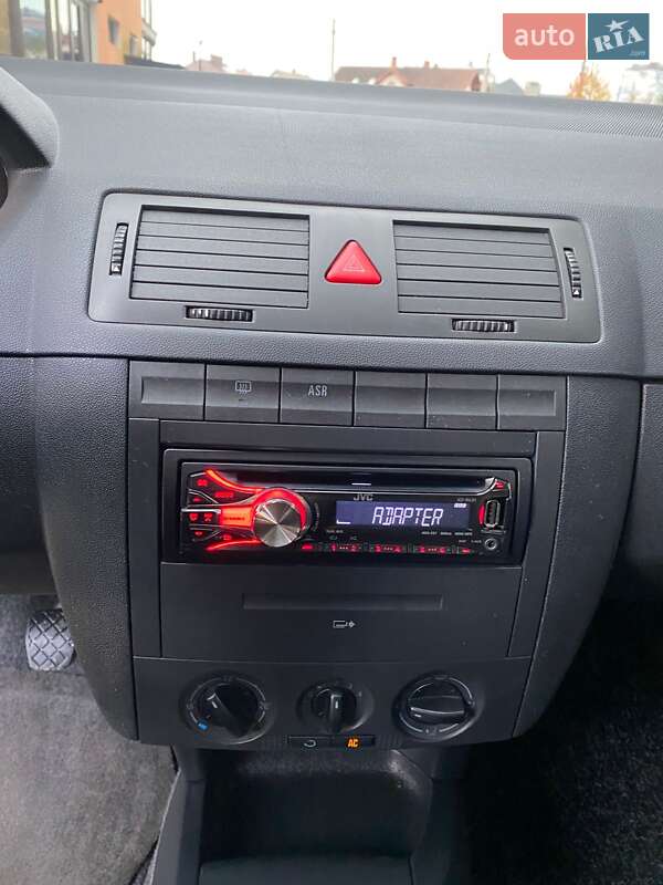 Универсал Skoda Fabia 2005 в Ивано-Франковске