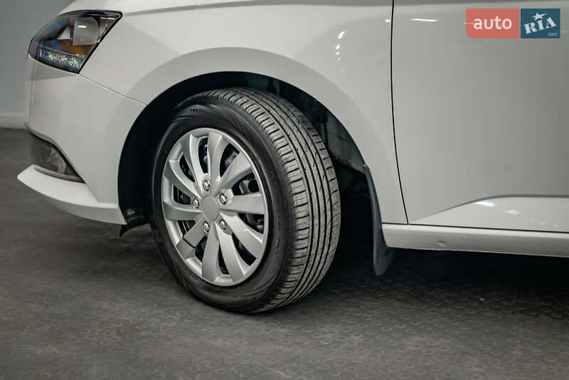 Хэтчбек Skoda Fabia 2018 в Киеве