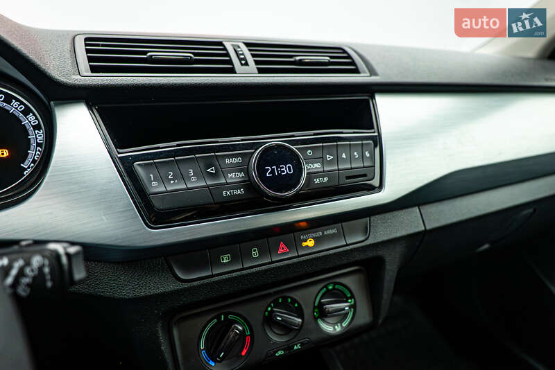 Хэтчбек Skoda Fabia 2018 в Киеве