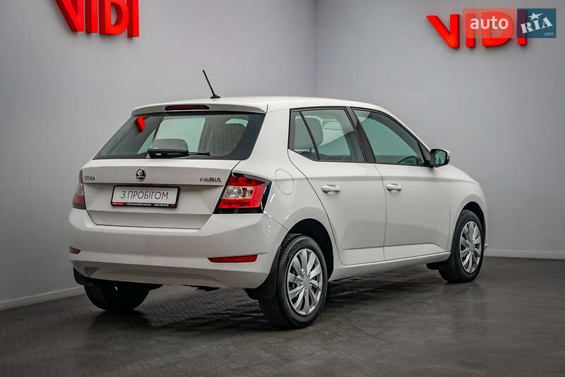 Хэтчбек Skoda Fabia 2018 в Киеве