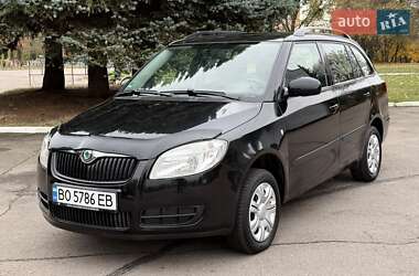 Універсал Skoda Fabia 2008 в Рівному