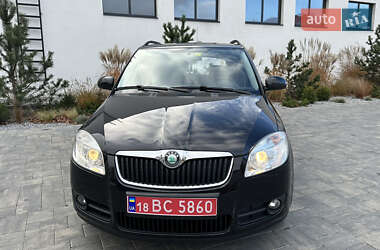 Універсал Skoda Fabia 2009 в Луцьку
