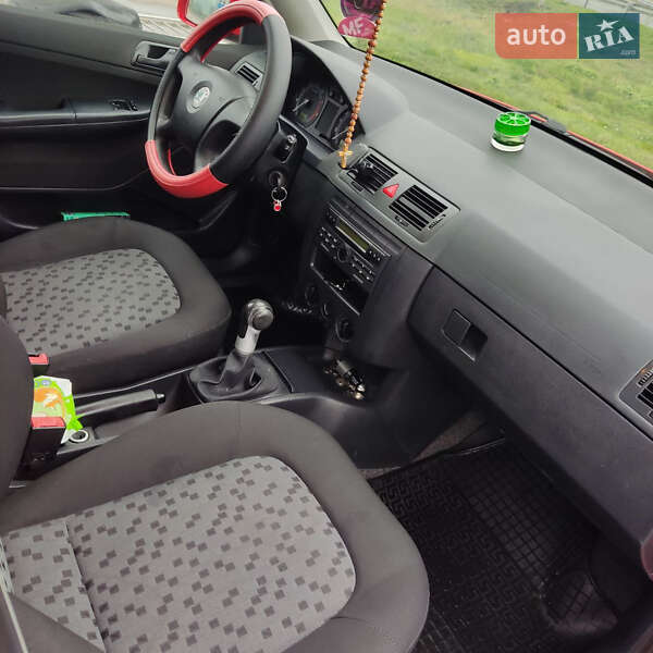 Хэтчбек Skoda Fabia 2007 в Борисполе фото 13 Хэтчбек Skoda Fabia 2007 в Борисполе