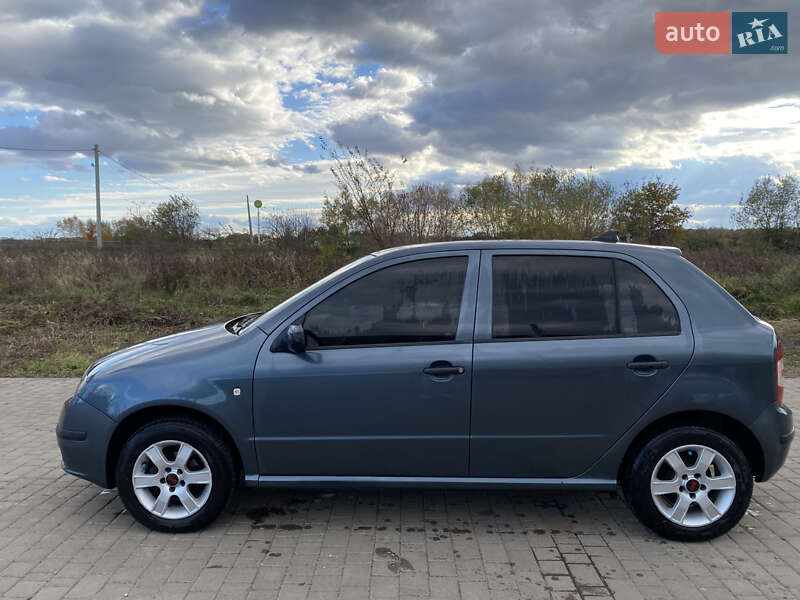 Хетчбек Skoda Fabia 2005 в Івано-Франківську
