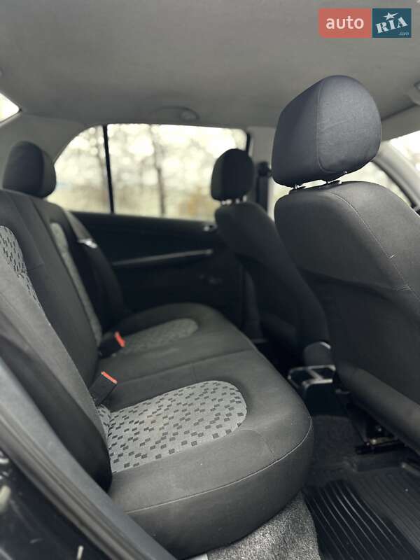 Седан Skoda Fabia 2004 в Одесі фото 13 Седан Skoda Fabia 2004 в Одесі