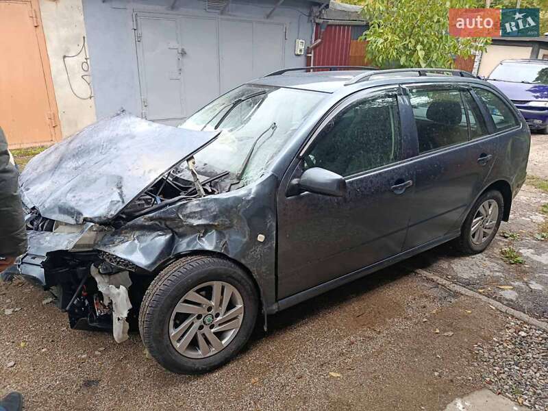 Универсал Skoda Fabia 2006 в Одессе