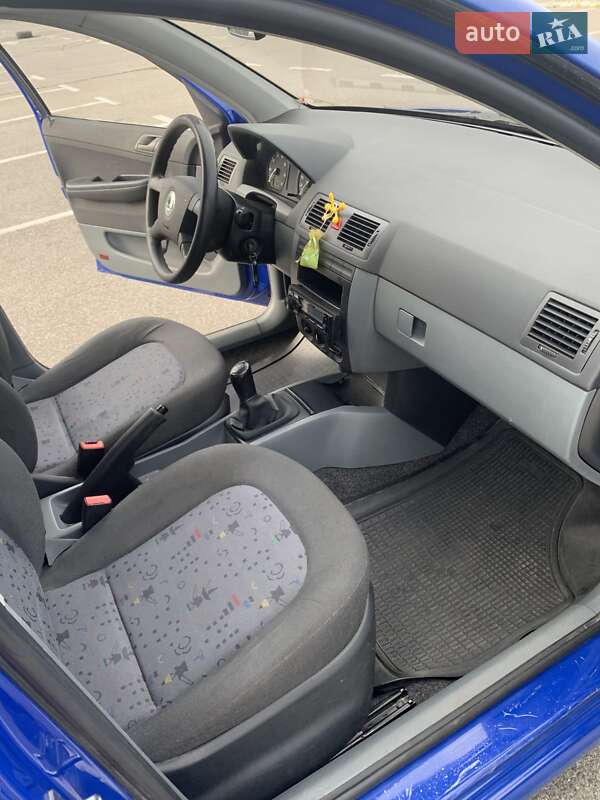 Седан Skoda Fabia 2004 в Киеве фото 8 Седан Skoda Fabia 2004 в Киеве