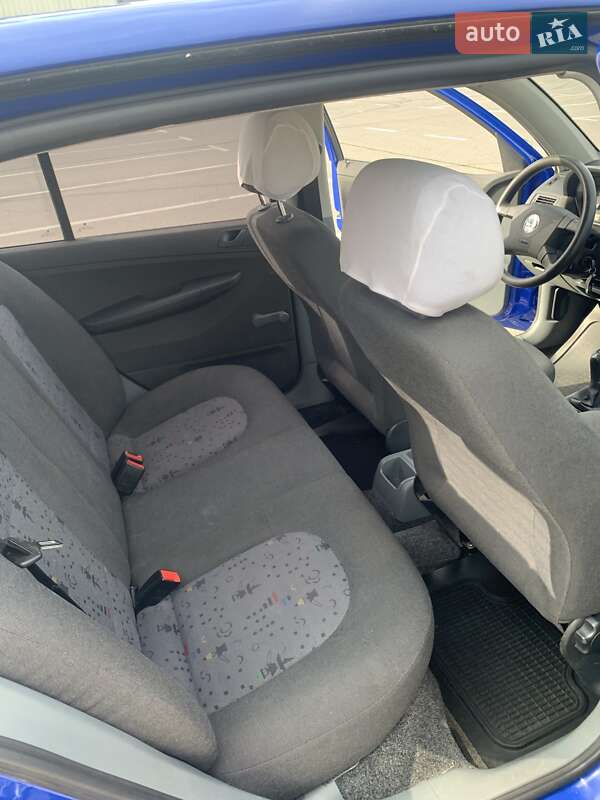 Седан Skoda Fabia 2004 в Киеве фото 7 Седан Skoda Fabia 2004 в Киеве