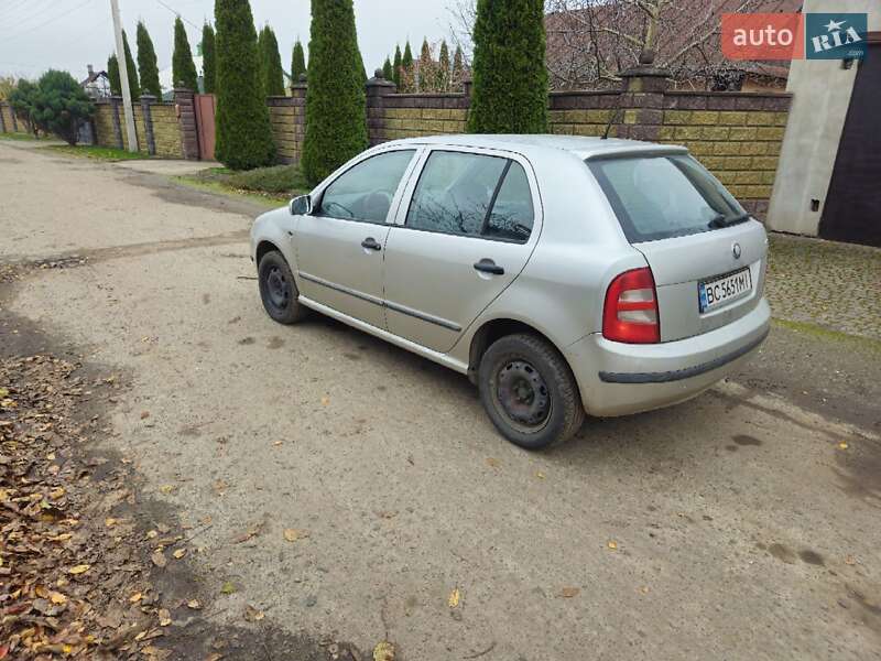 Хетчбек Skoda Fabia 2001 в Рівному