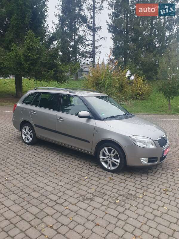 Универсал Skoda Fabia 2008 в Ровно фото 5 Универсал Skoda Fabia 2008 в Ровно