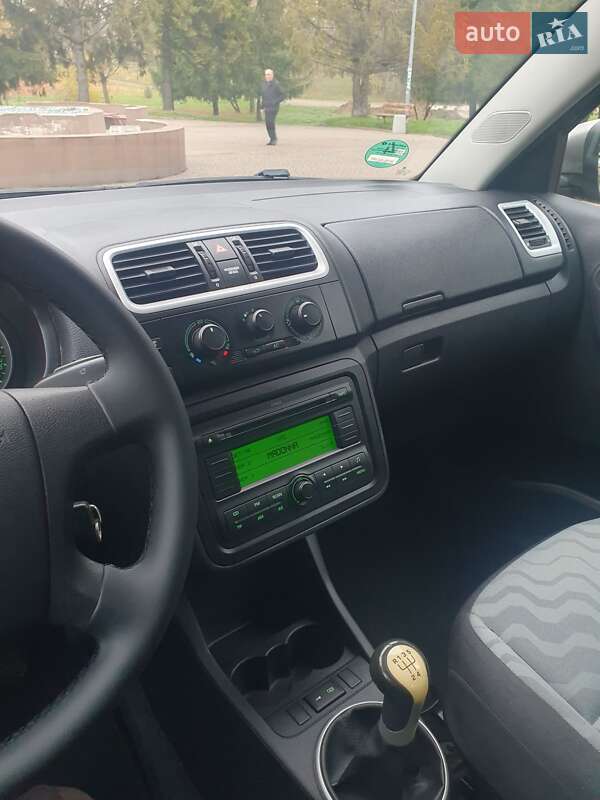 Универсал Skoda Fabia 2008 в Ровно фото 47 Универсал Skoda Fabia 2008 в Ровно