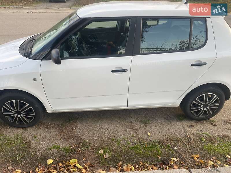 Хэтчбек Skoda Fabia 2014 в Мироновке фото 3 Хэтчбек Skoda Fabia 2014 в Мироновке