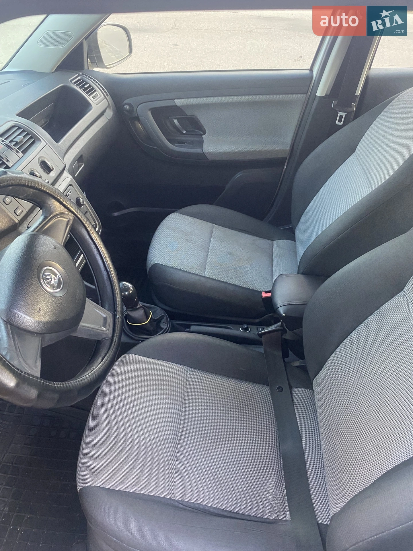 2014 Skoda Fabia - мініатюра 13