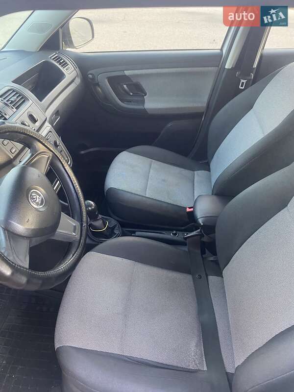 Хэтчбек Skoda Fabia 2014 в Мироновке фото 13 Хэтчбек Skoda Fabia 2014 в Мироновке