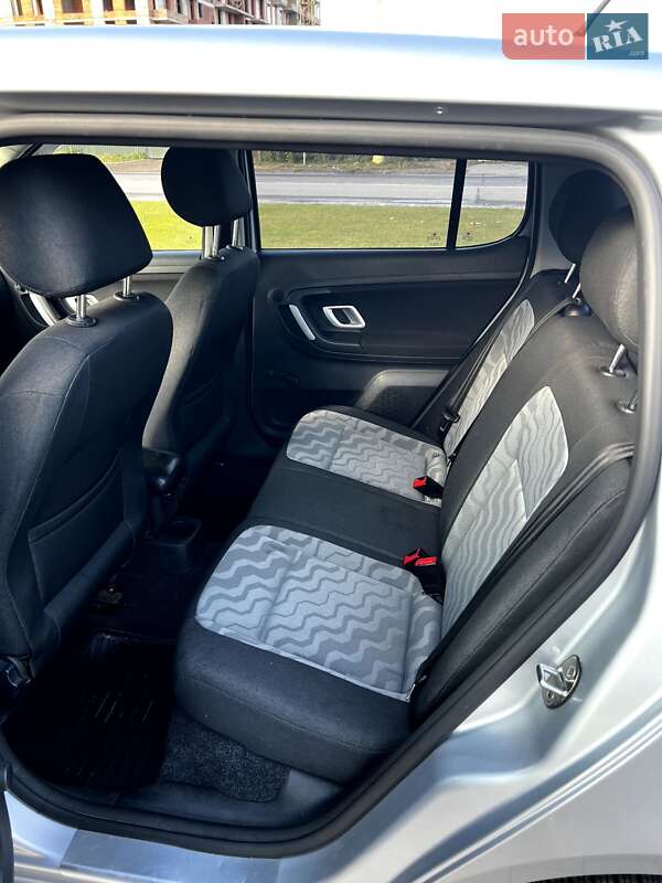 Хэтчбек Skoda Fabia 2008 в Ужгороде