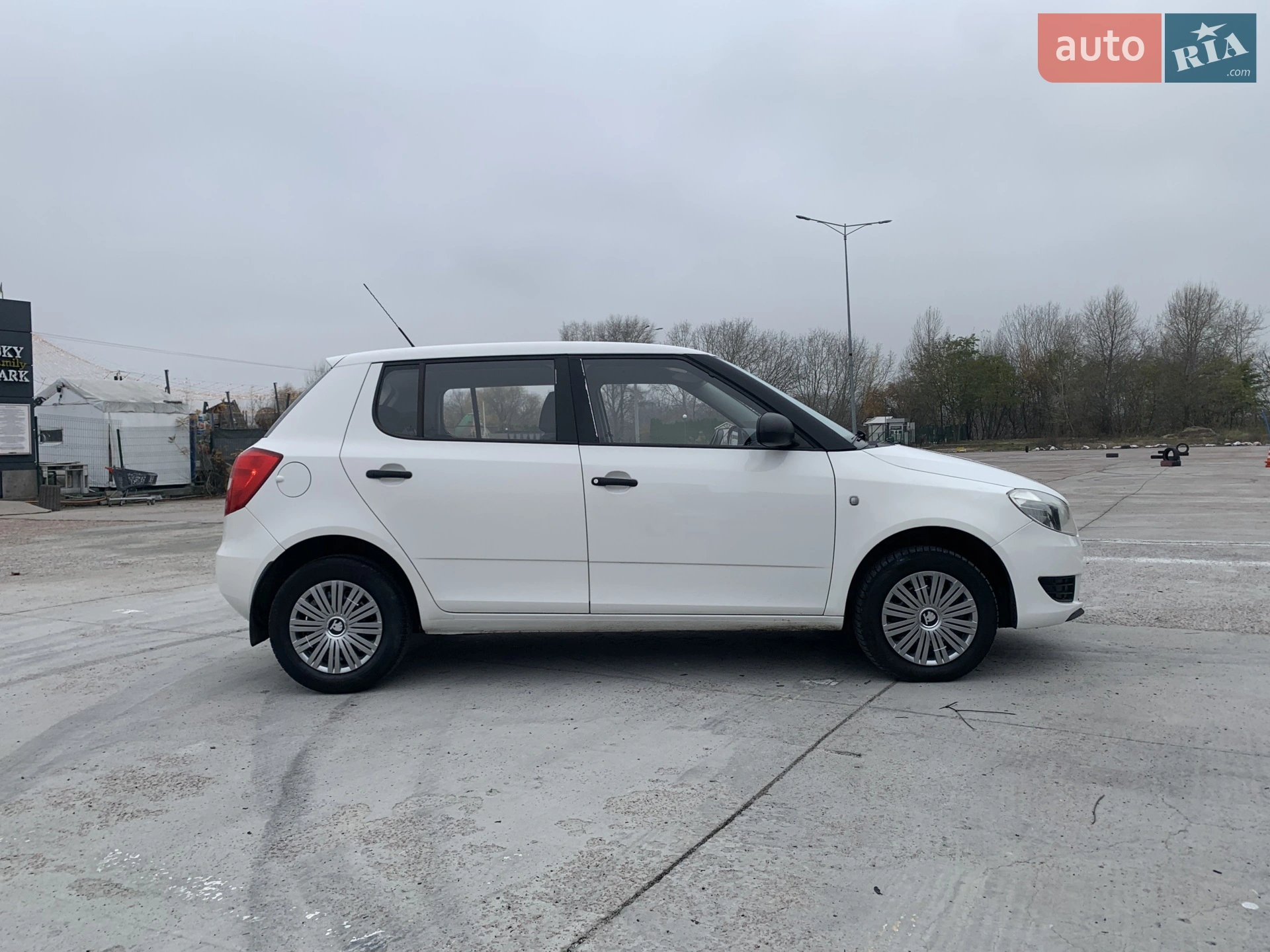 2011 Skoda Fabia - мініатюра 63