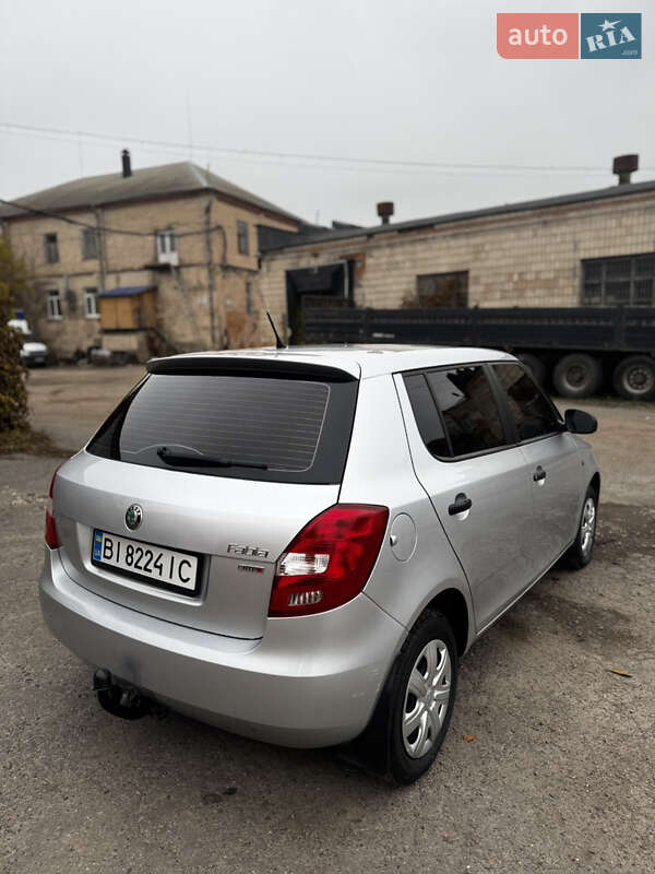Хэтчбек Skoda Fabia 2011 в Полтаве фото 7 Хэтчбек Skoda Fabia 2011 в Полтаве