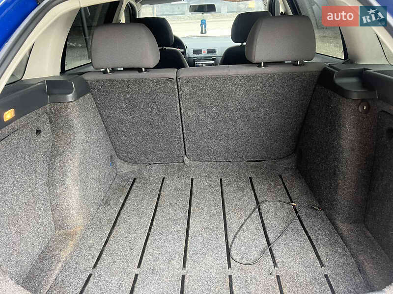 Универсал Skoda Fabia 2001 в Кременце фото 11 Универсал Skoda Fabia 2001 в Кременце