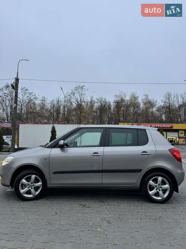 Хэтчбек Skoda Fabia 2008 в Тернополе