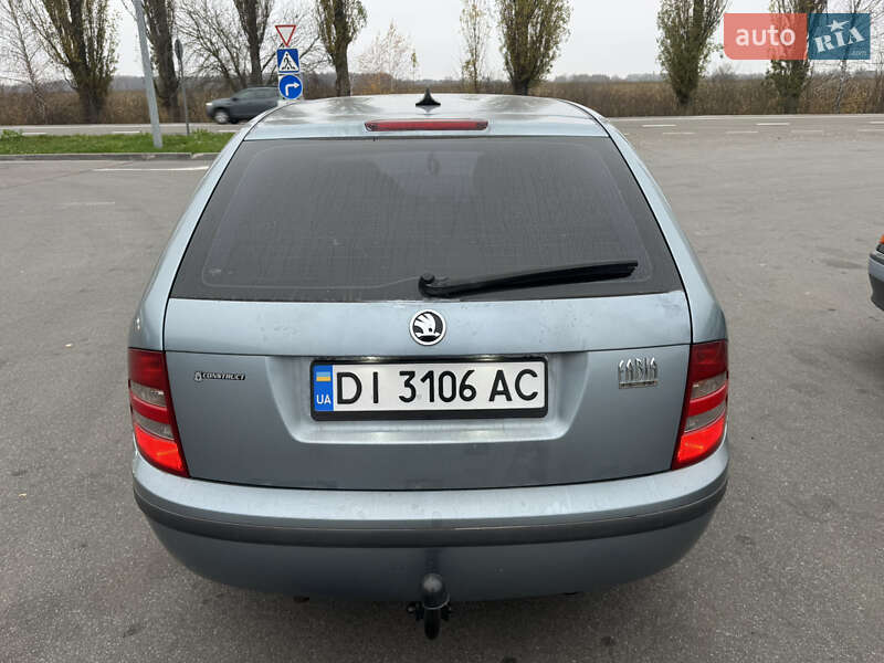 Универсал Skoda Fabia 2002 в Сумах