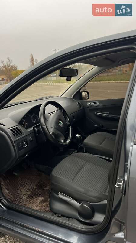 Універсал Skoda Fabia 2007 в Кривому Розі