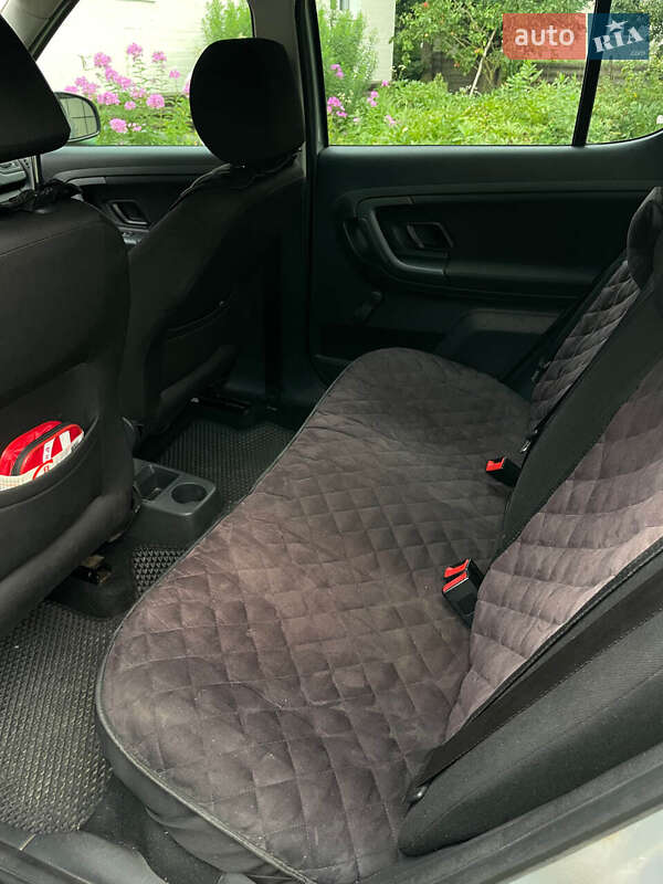 Хетчбек Skoda Fabia 2011 в Ніжині фото 21 Хетчбек Skoda Fabia 2011 в Ніжині