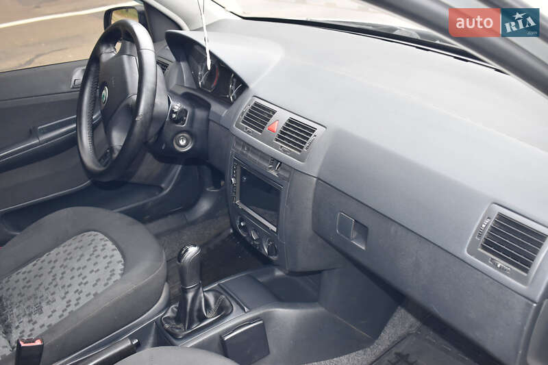 Хэтчбек Skoda Fabia 2006 в Киеве фото 15 Хэтчбек Skoda Fabia 2006 в Киеве