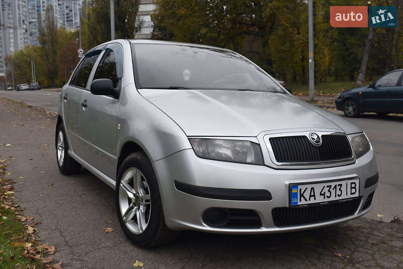 Хэтчбек Skoda Fabia 2006 в Киеве фото 27 Хэтчбек Skoda Fabia 2006 в Киеве
