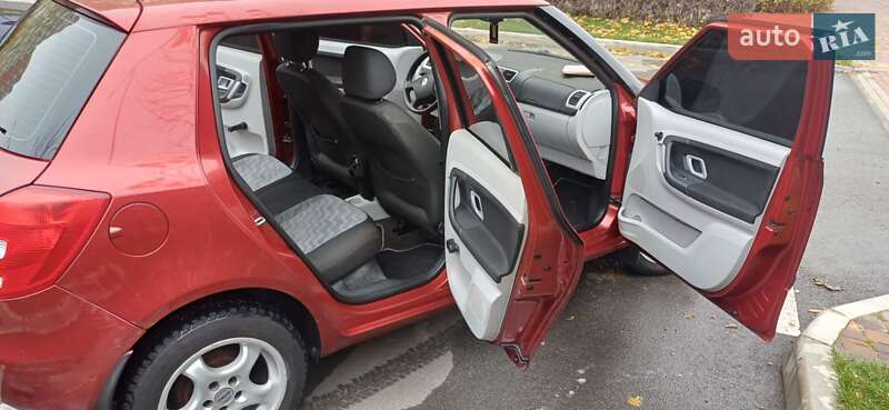 Хэтчбек Skoda Fabia 2007 в Киеве фото 20 Хэтчбек Skoda Fabia 2007 в Киеве
