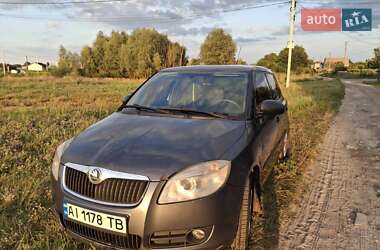 Хэтчбек Skoda Fabia 2008 в Броварах