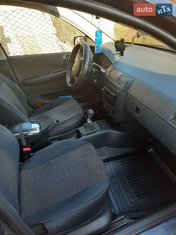 Універсал Skoda Fabia 2006 в Тернополі