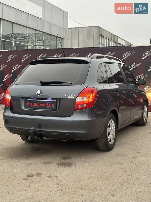 Універсал Skoda Fabia 2009 в Сумах