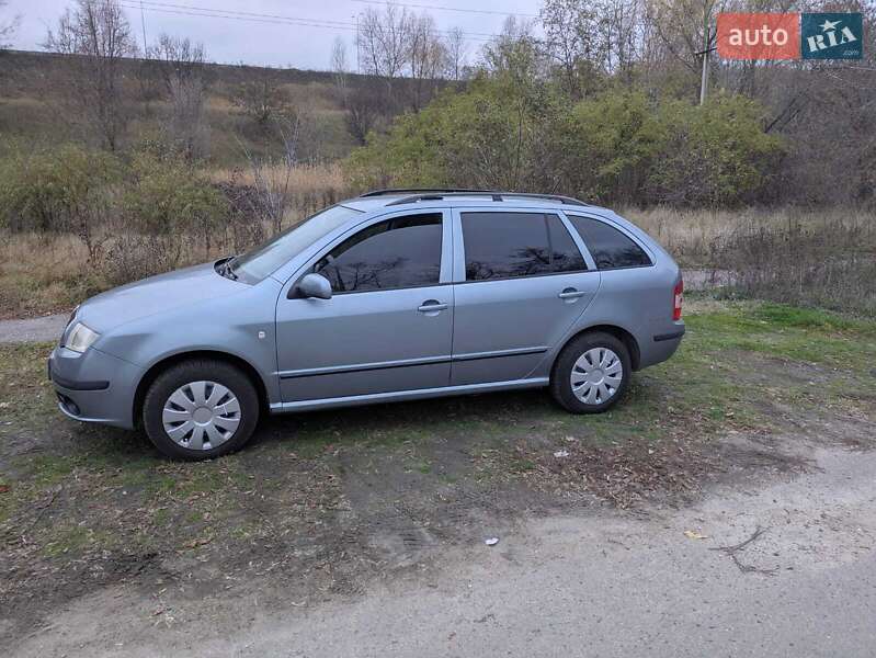 Универсал Skoda Fabia 2006 в Полтаве