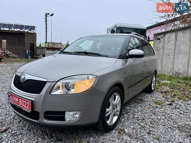 Універсал Skoda Fabia 2010 в Білій Церкві